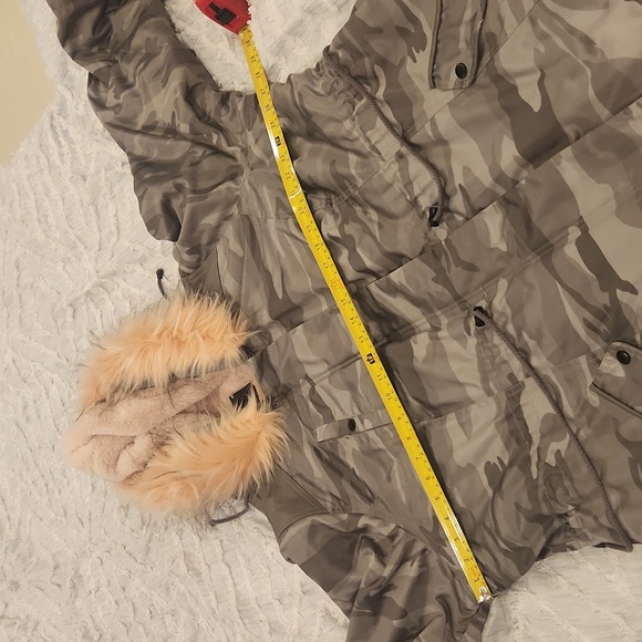 Torrid camo cold weatherTwill Fur Lined Parka size 3! New Without tags! - Picture 13 of 16